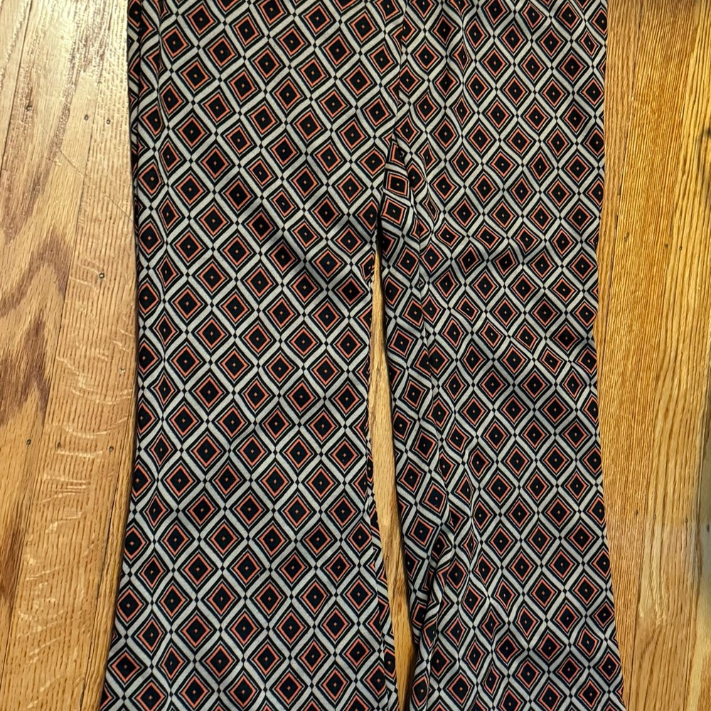Geometric Patterned Flare Pants - image 2